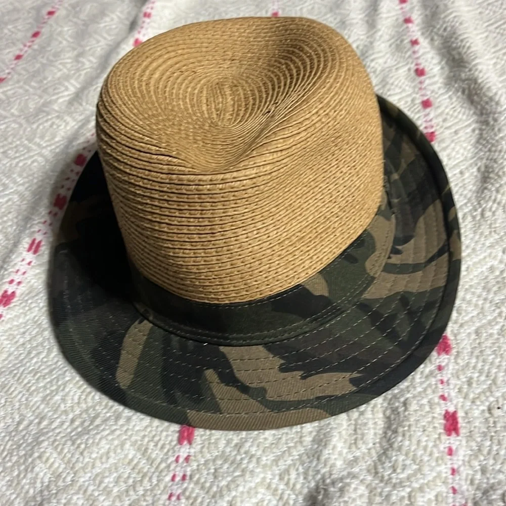 Tan and Camouflage Fedora Hat - Picture 4 of 6